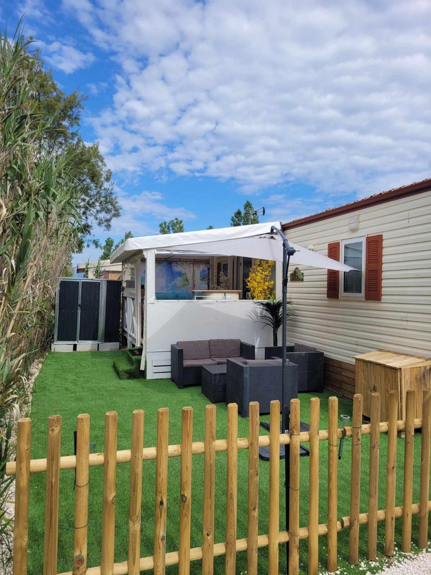 Mobil-home A 200 M Des Plages Hyeres