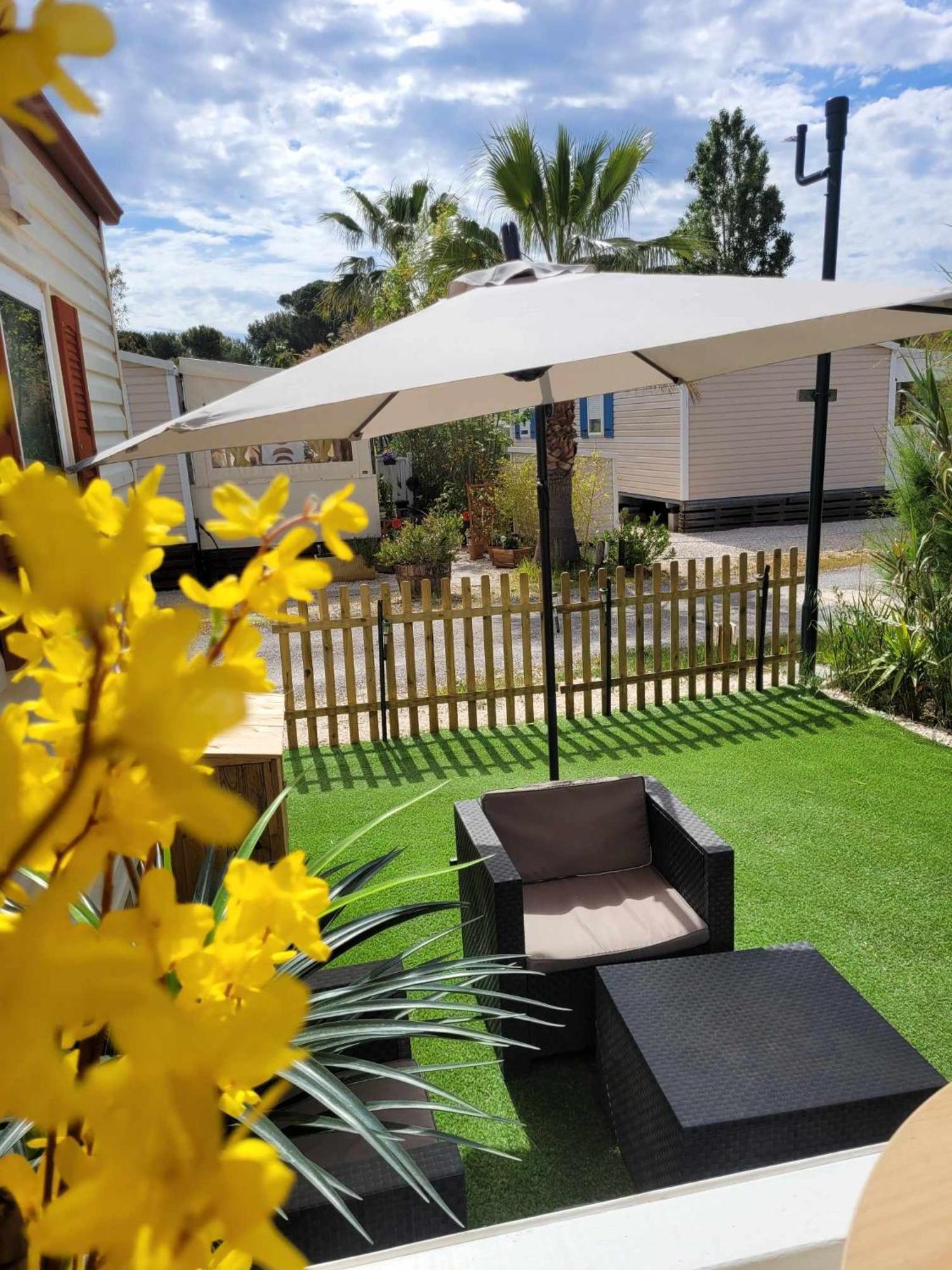 Camping Mobil-home A 200 M Des Plages